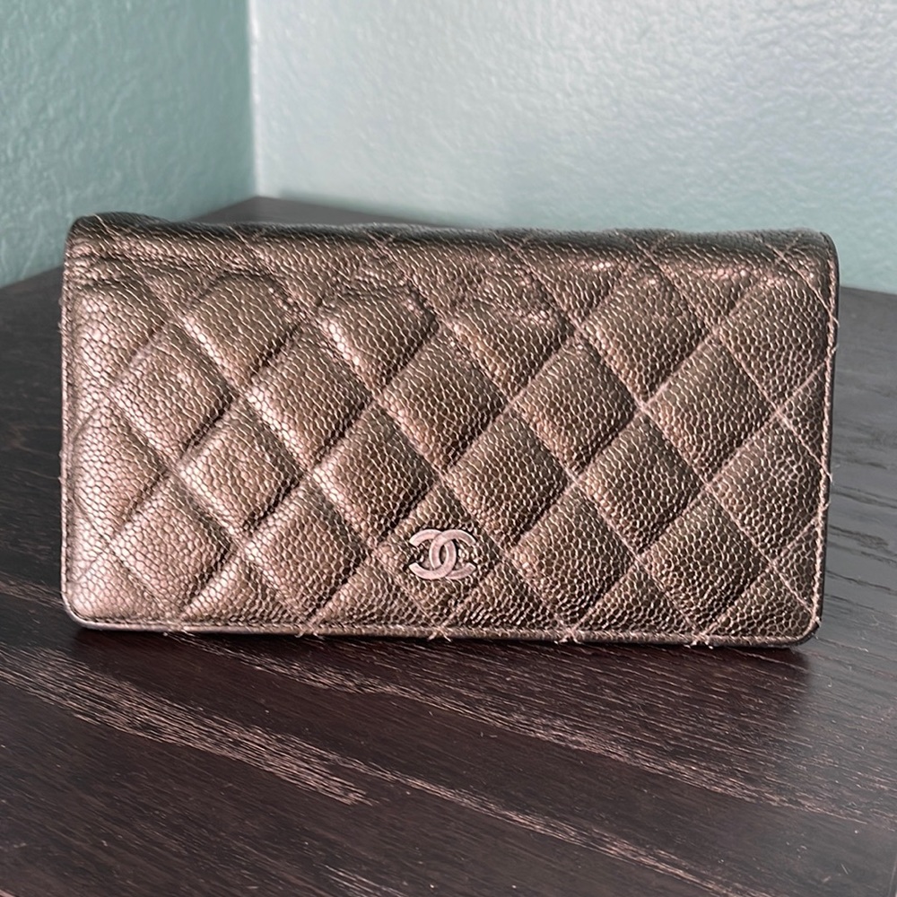 Chanel wallet